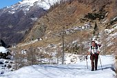 Splendida salita d'inizio primavera da Premana in Valsassina al Rif. Casera Vecchia Varrone e al Tre Signori (21-22 marzo 09) - FOTOGALLERY